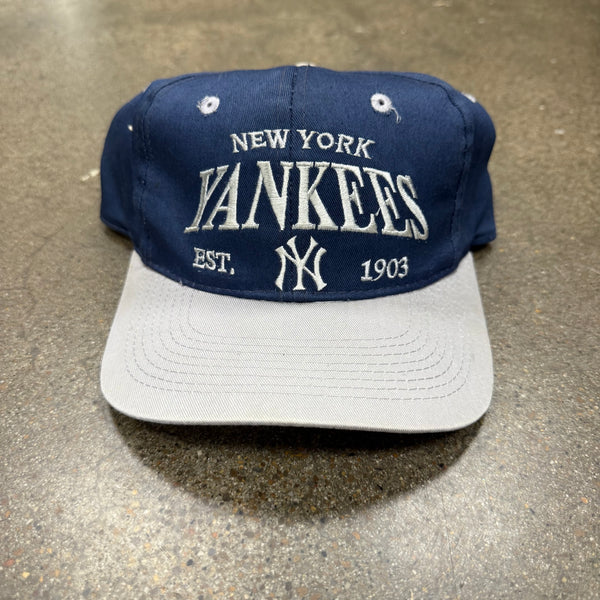 90s Two-Tone Yankees Snapback
