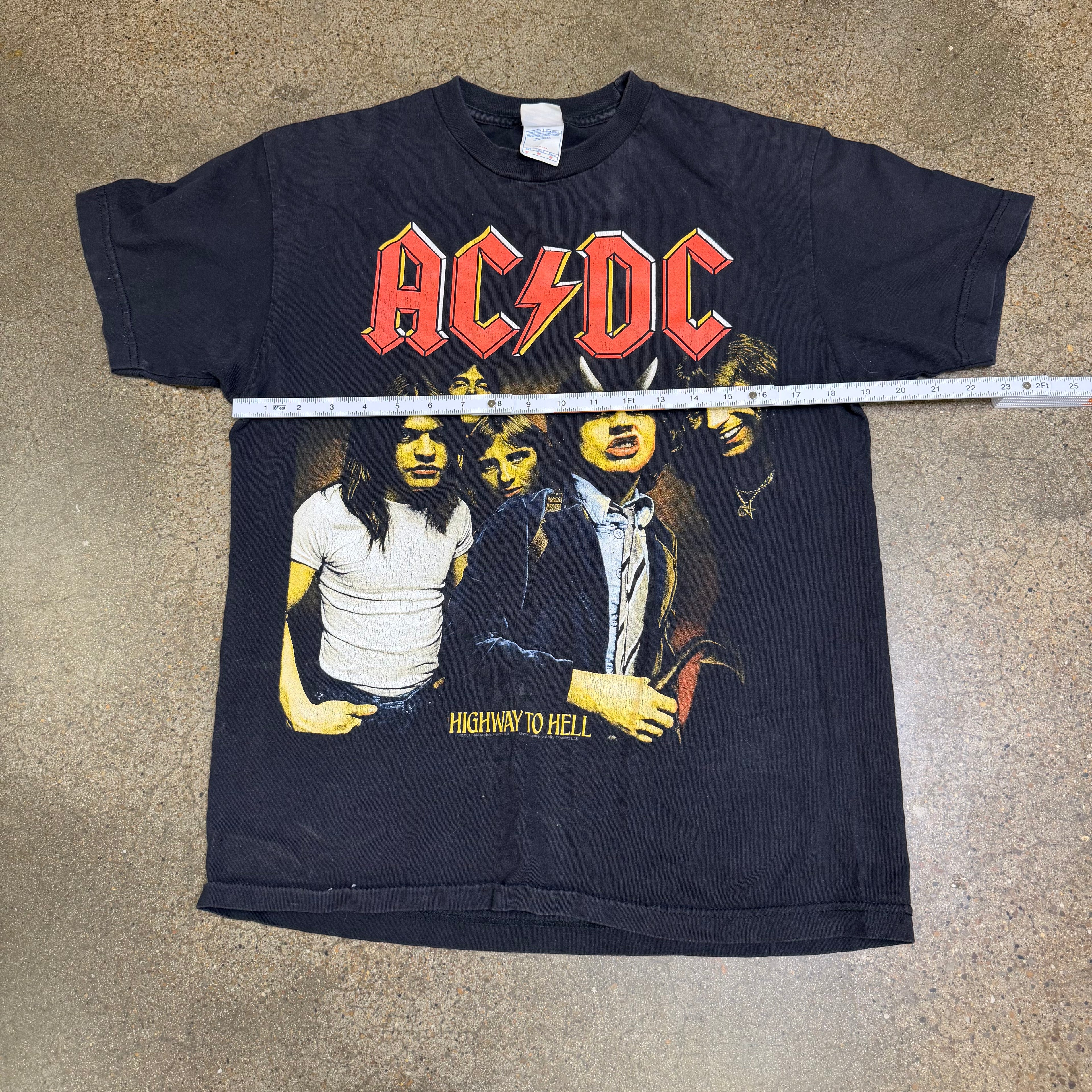 2001 AC/DC Highway To Hell Big Print Tee - M miUSA