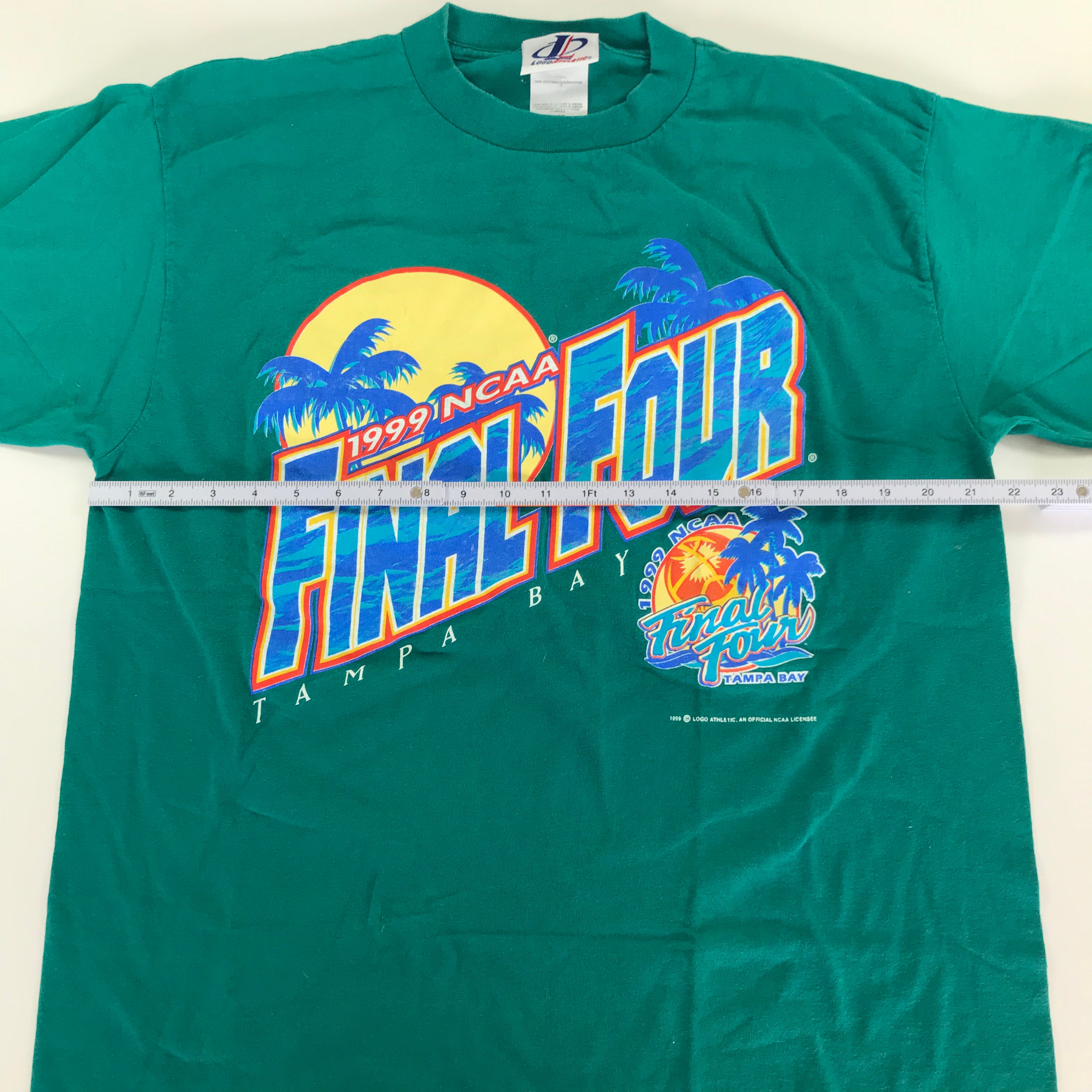 '99 Boxy Logo 7 NCAA Final Four Tampa Bay Tee - L