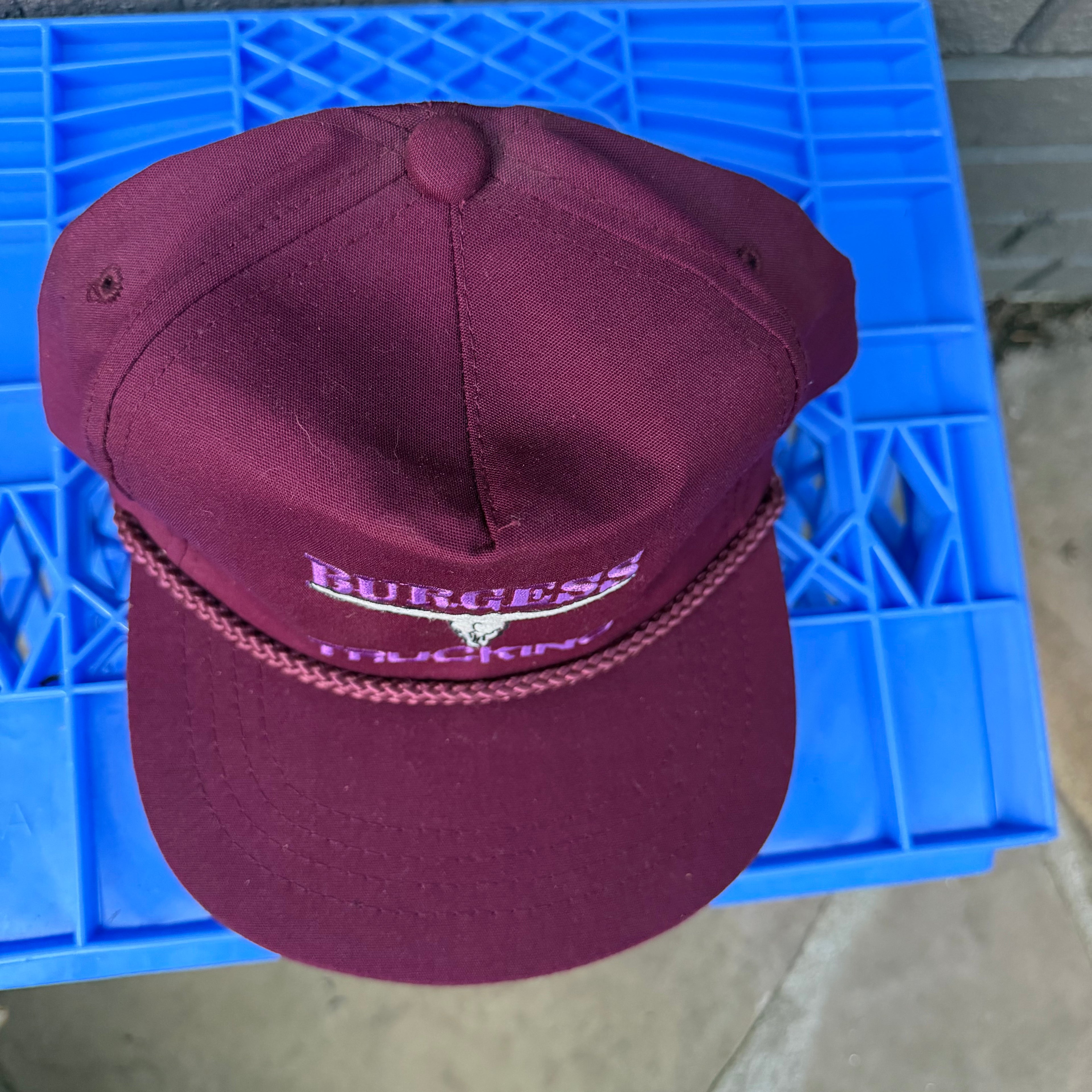 DEADSTOCK 80s Burgess Trucking Longhorn Strapback